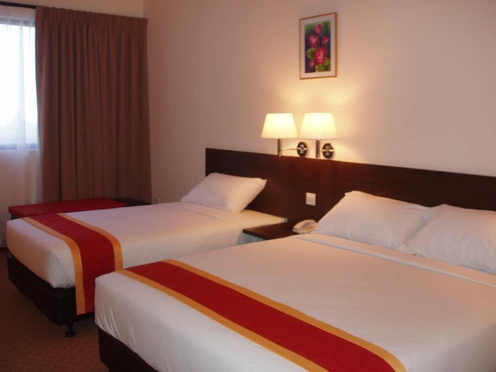 Hotel Tanjong Vista Kuala Terengganu Exterior foto